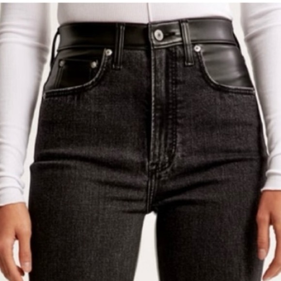 Abercrombie Mixed Fabric Ultra High Rise Ankle Straight Jeans Black Faux Leather - Picture 2 of 14